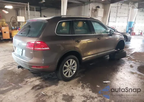 2014 Volkswagen Touareg 3.6L Sport from USA, damaged, VIN WVGEF9BP4ED006768